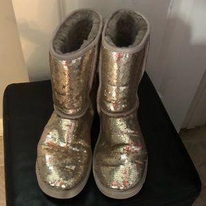 Silver sequin Ugg boots size 9